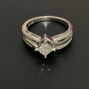 Sterling Silver 925 Chevron CZ Bridal Cluster Engagement Ring Size 8